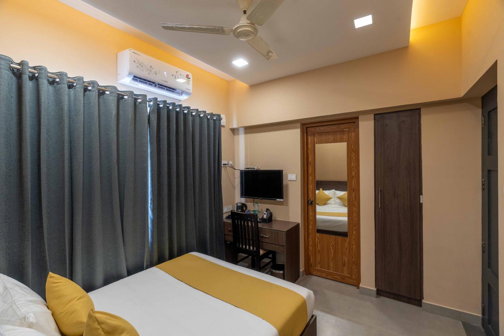 Court 11 By Dimora Hotel Kochi Eksteriør billede