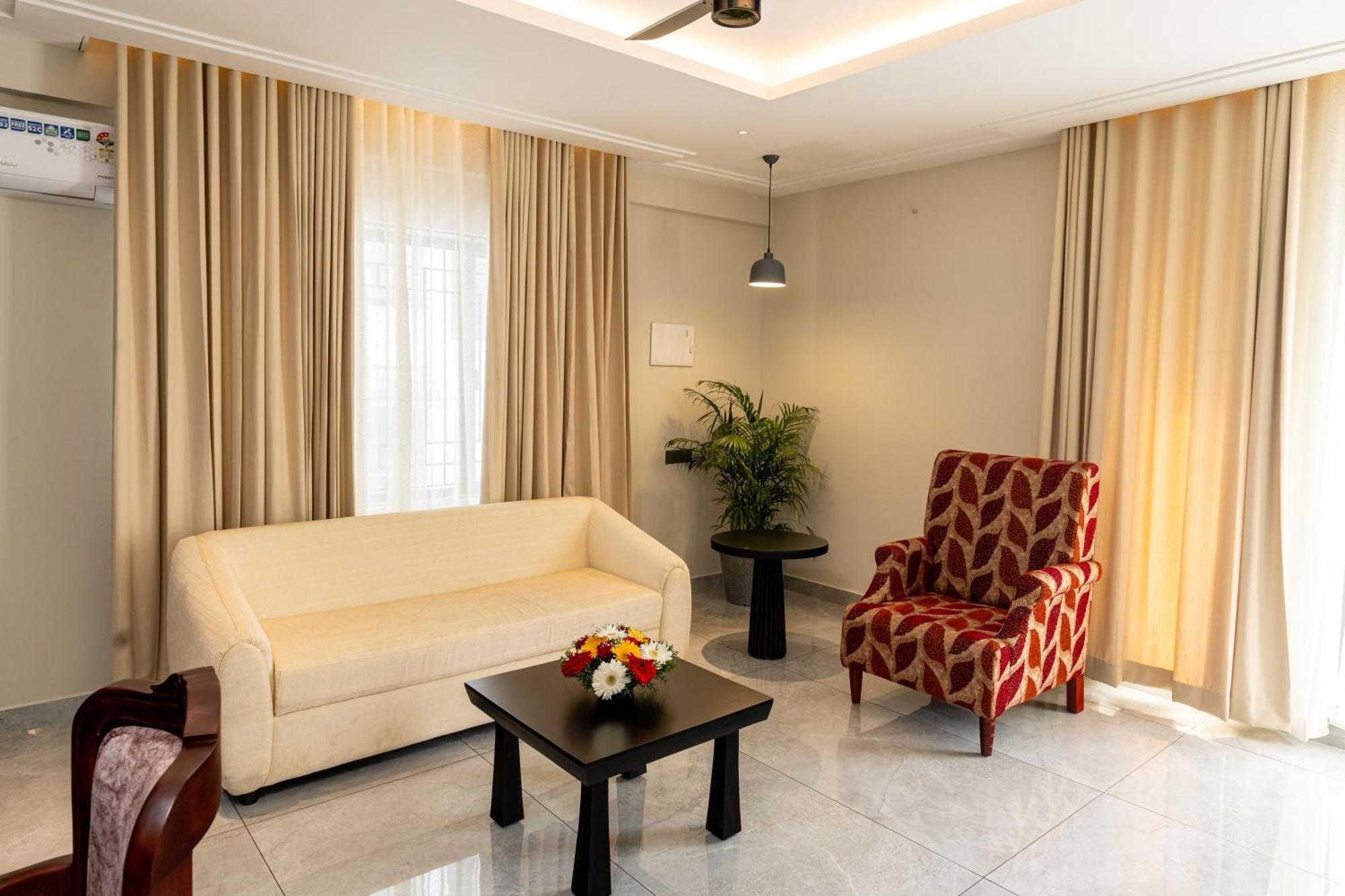 Court 11 By Dimora Hotel Kochi Eksteriør billede